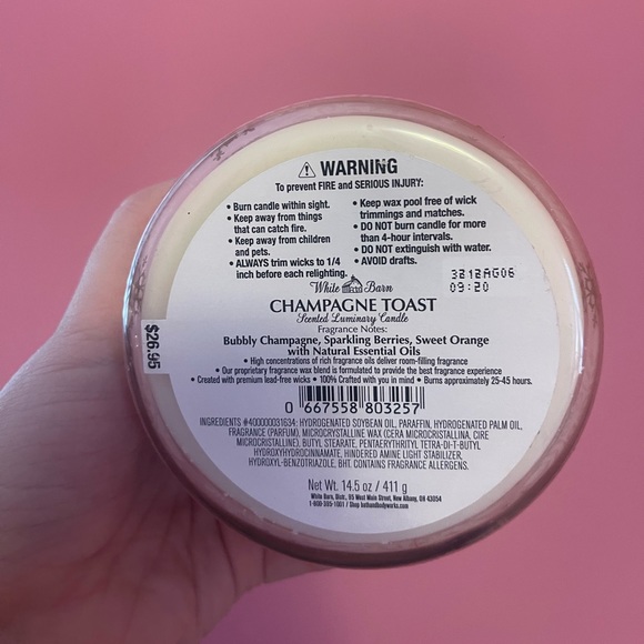 White Barn Champagne Toast Scented Candle - Picture 2 of 3